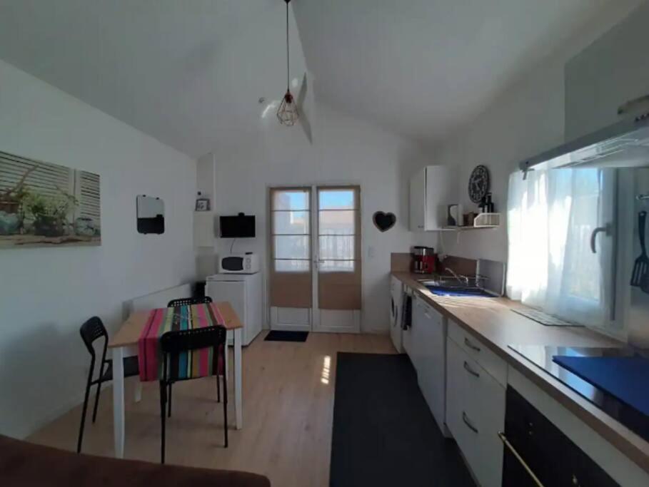 La Maisonnette De Suzette Lanton Bagian luar foto